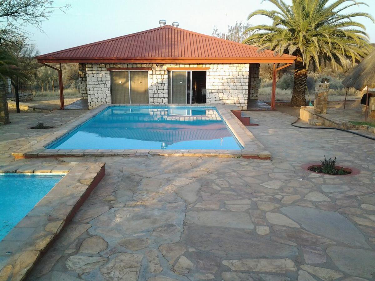 Murangi Travel Lodge Windhoek Exterior foto